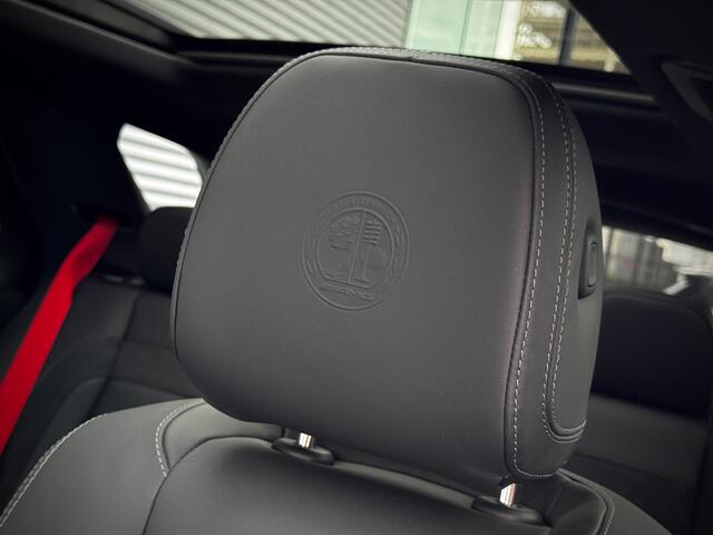 Mercedes-Benz GLE-KLASSE Hybrid 53 e AMG 4Matic | Burmester | Pano | Luchtvering | 22 inch |