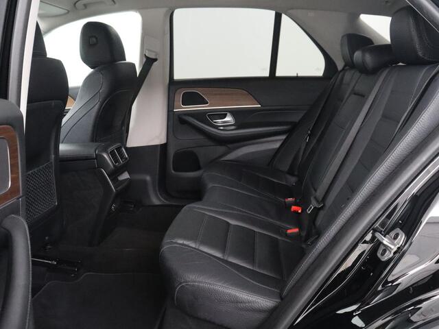 Mercedes-Benz GLE-KLASSE 350 e 4MATIC | SOH 96.4% | Leder | Trekhaak | Sfeerverlichting | Camera | Park assist | Full LED | Stoelverwarming | Cruise control | Navigatie |