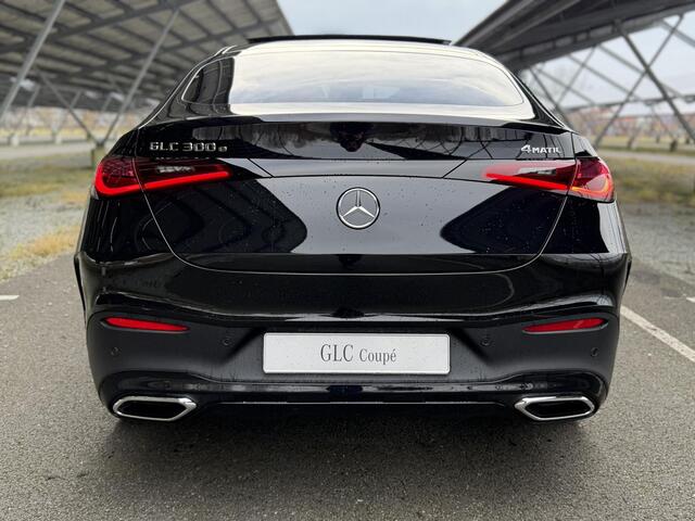 Mercedes-Benz Glc Coupé 300e 4MATIC Sport Edition | Night | Panoramaschuifdak | Premium Plus pakket | Head-Up | Dodehoekassistent | Burmester |