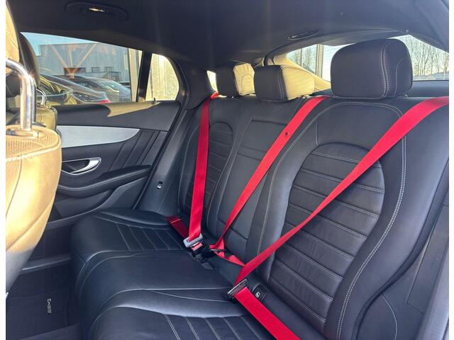 Mercedes-Benz Glc Coupé C 250 4MATIC Auto BOMVOL | AMG Pakket | DEALERONDERHOUDEN | 1e Eigenaar | Burmester | Luchtvering | Stoelventilatie | Stoelverwarming | Elektrische Achterklep | 360 camera | Head Up |