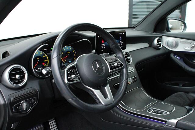 Mercedes-Benz Glc Coupé 300 4MATIC / Premium Plus / AMG / Panorama / NL-Auto / Vol Opties / NIEUWSTAAT