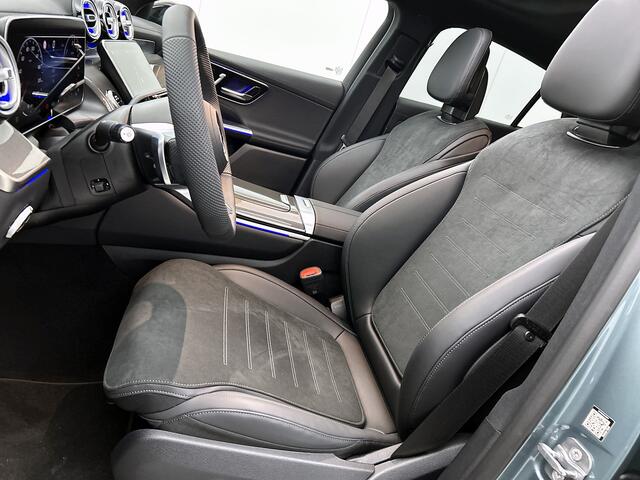 Mercedes-Benz Glc Coupé 300e 4MATIC Sport Edition | Premium pakket | Winterpakket | Nightpakket | Trekhaak | Panoramaschuifdak | 20 inch AMG velgen | AMG spoiler | 360°-camera | Augmented Reality navigatie |