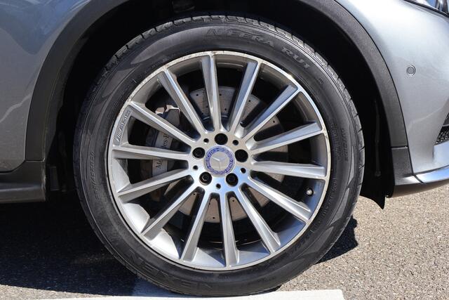 Mercedes-Benz Glc Coupé 250 4MATIC Amg Line l Schuif- Kanteldak l LED High Performance l Trekhaak I Bruin Leder l Memory l Stoelverwarming I I Multispaak velgen I Treeplanken I