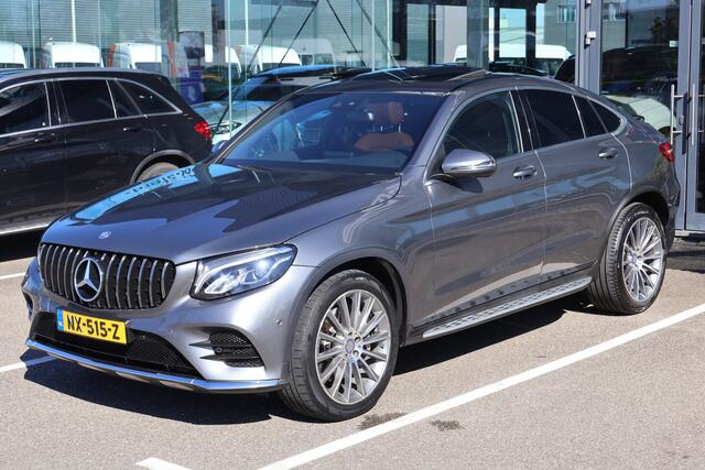 Mercedes-Benz Glc Coupé 250 4MATIC Amg Line l Schuif- Kanteldak l LED High Performance l Trekhaak I Bruin Leder l Memory l Stoelverwarming I I Multispaak velgen I Treeplanken I