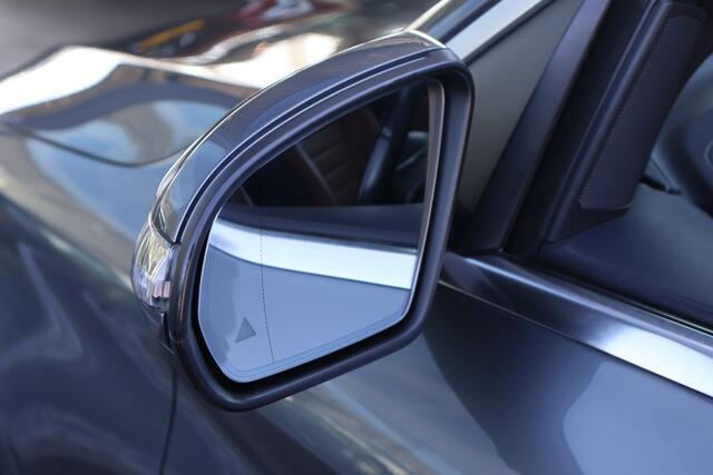 Mercedes-Benz Glc Coupé 250 4MATIC Amg Line l Schuif- Kanteldak l LED High Performance l Trekhaak I Bruin Leder l Memory l Stoelverwarming I I Multispaak velgen I Treeplanken I