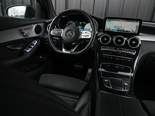 Mercedes-Benz Glc Coupé 300e 4MATIC Business Solution AMG | Night pack | Led | Memory seats | Stoelverwarming | 360 camera | Keyless | Distronic