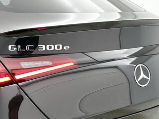 mercedes-benz-glc-coupé-300-e-4mati