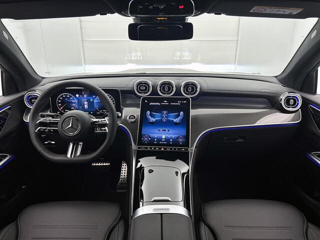 Mercedes-Benz Glc Coupé 300e 4MATIC Business Solution AMG | Premium | Nightpakket | Trekhaak | 20 inch vijfspaaks AMG-velgen | Smartphone-integratie | 360° camera | URBAN GUARD Plus |
