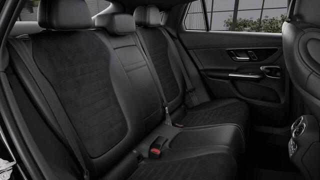 Mercedes-Benz Glc Coupé 300e 4MATIC AMG Line | Night | Panoramadak | Burmester | Headup | Trekhaak | Memory | Digital Light |