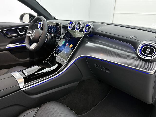 Mercedes-Benz Glc Coupé 300e 4MATIC Business Solution AMG | Advanced plus | Nightpakket | Panoramaschuifdak | Smartphone-integratie | Stoelverwarming | Sfeerverlichting | Sierdelen ruitlook zilvergrijs |