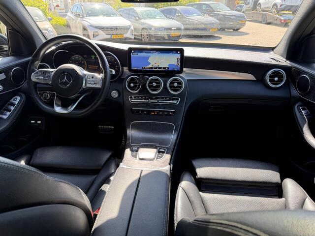 Mercedes-Benz Glc Coupé 300e 4MATIC Premium Plus PANORAMADAK, NAVIGATIE, MULTIMEDIA, CAMERA, LEDER SPORT INTERIEUR, TREKHAAK, PARKEERSENSOREN, AIRCO/ECC, CRUISECONTROL, LED