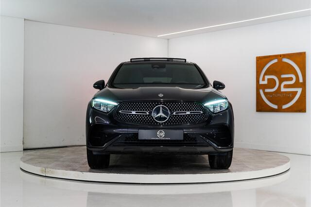 Mercedes-Benz Glc Coupé 300e 4MATIC AMG 320PK | Pano | Burmester | Memory | Keyless | VOL! 12 MND Garantie