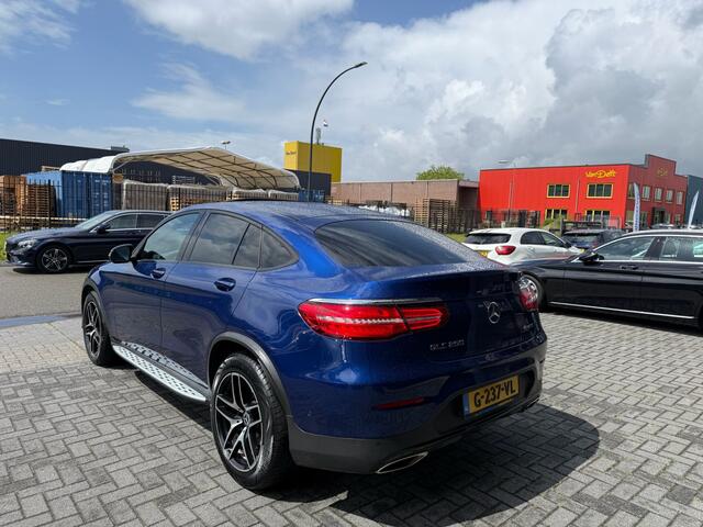 Mercedes-Benz Glc Coupé 250 4MATIC Business Solution AMG | 1E EIGENAAR | 12MND GARANTIE | SCHUIFDAK | BURMESTER | AIRCO | ACC | TREKHAAK | CARPLAY | LED | SFEER |