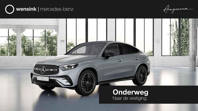 Mercedes-Benz Glc Coupé 300e 4MATIC Business Solution AMG | Night | Panoramaschuifdak | Premium Pakket | Digital light | Treeplanken | Trekhaak |