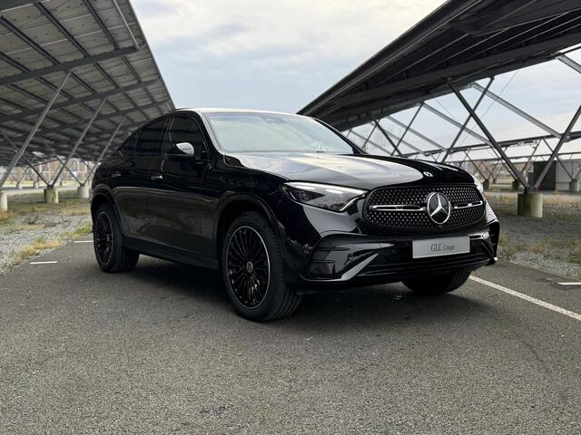 Mercedes-Benz Glc Coupé 300e 4MATIC Sport Edition | Night | Panoramadak | Premium | Trekhaak | Digital light | Burmester | Head-up display |