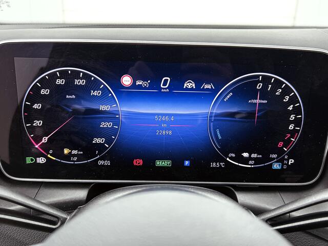 Mercedes-Benz Glc Coupé 300 e 4MATIC AMG Plug-In Hybride multispaaks lichtymetalen velgen | Navigatie | Treeplanken | Parking support met camera | Inclusief 24 maanden MB Certified garantie voor Europa.
