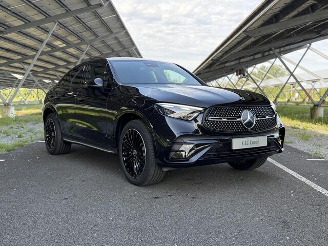 Mercedes-Benz Glc Coupé 300e 4MATIC Business Solution AMG | Night | Panoramadak | Trekhaak | Nappaleer | Stoelventilatie | Sfeerverlichting | 360 camera | Digital light |