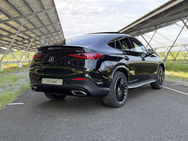 Mercedes-Benz Glc Coupé 300e 4MATIC Business Solution AMG | Night | Panoramadak | Trekhaak | Nappaleer | Stoelventilatie | Sfeerverlichting | 360 camera | Digital light |
