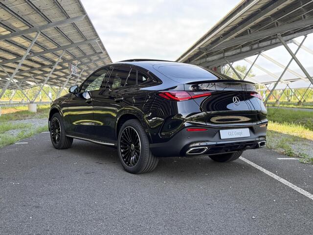 Mercedes-Benz Glc Coupé 300e 4MATIC Business Solution AMG | Night | Panoramadak | Trekhaak | Nappaleer | Stoelventilatie | Sfeerverlichting | 360 camera | Digital light |