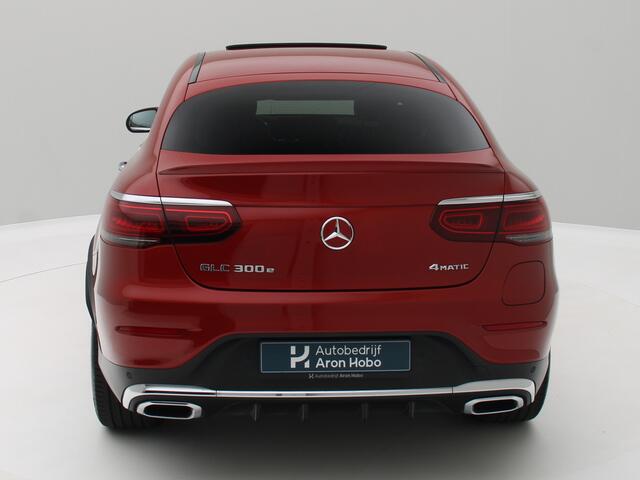 Mercedes-Benz Glc Coupé 300e 4MATIC Premium Plus AMG Schuifdak, Memory, Distronic, Burmester