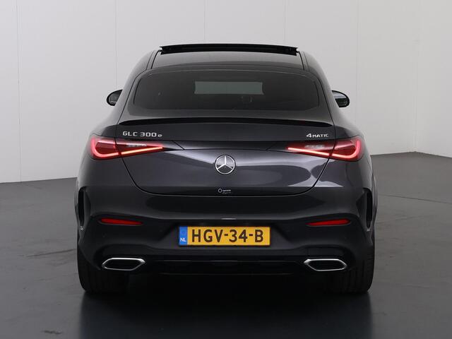 Mercedes-Benz Glc Coupé 300e 4MATIC Sport Edition | Premium pakket | Winter pakket | Burmester | Treeplanken |