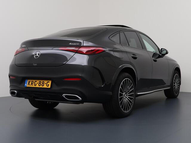 Mercedes-Benz Glc Coupé 300e 4MATIC Business Solution AMG | Premium Pakket | Nappa leder | Winterpakket | Treeplanken |