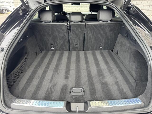 Mercedes-Benz Glc Coupé 300e 4MATIC Business Solution AMG | Camera | Navigatie | Stoelverwarming | Elektrische Achterklep |