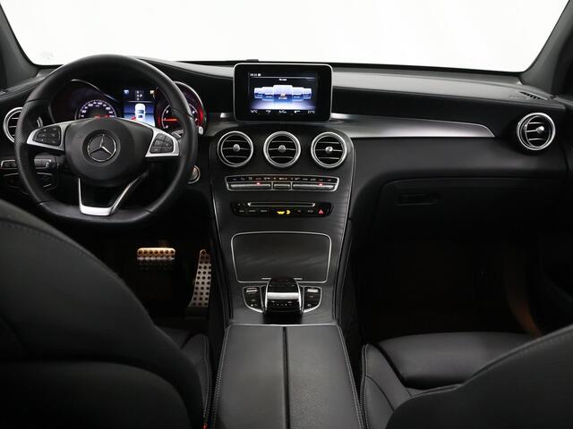 Mercedes-Benz Glc Coupé 250 4MATIC Premium Plus | Schuif/kanteldak | Burmester | Memory | Lederen bekleding | Treeplanken |