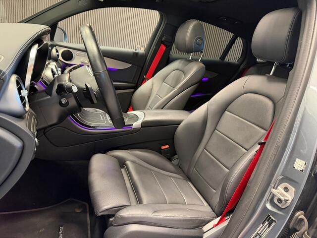 Mercedes-Benz Glc Coupé 300e 4MATIC Premium Plus | Panoramadak | Stuurverwarming | Stoelverwarming | Head-Up Display | Massage | Memory Seats | Luchtvering | Keyless | 360 Camera | Leer | Ambiance Verlichting | Trekhaak | Apple Carplay | Na