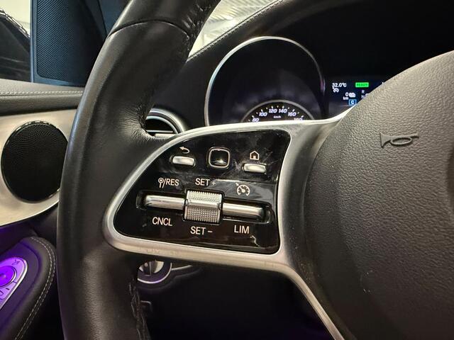 Mercedes-Benz Glc Coupé 300e 4MATIC Premium Plus | Panoramadak | Stuurverwarming | Stoelverwarming | Head-Up Display | Massage | Memory Seats | Luchtvering | Keyless | 360 Camera | Leer | Ambiance Verlichting | Trekhaak | Apple Carplay | Na