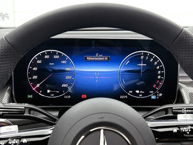 Mercedes-Benz Glc Coupé 400e 4MATIC Business Solution AMG | Premium Plus | Winterpakket | Techniekpakket | Nightpakket | Rijassistentiepakket Plus | Trekhaak | AMG spoiler | Panoramaschuifdak | Treeplanken in aluminiumlook | Middenconsole metaalstructuur | 20" multispaaks lichtmetalen AMG velgen |