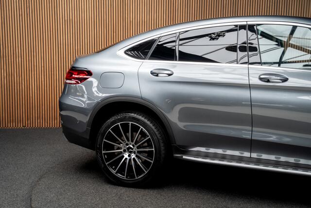 Mercedes-Benz Glc Coupé 300e 4M AMG Schuifdak Leer Navi 360 Distronic+ Stoelventilatie Memory seats Stoelverwarming Elektr. bedienbaar trekhaak PTS Elektr. achterklep BTW auto