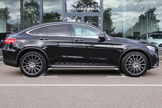 Mercedes-Benz Glc Coupé 250 4MATIC l AMG l Burmerster l Comand l Wegklapbare trekhaak l LED adaptief l Sfeerverlichting l Memory pakket voor bestuurdersstoel l KEYLESS GO l Parkeer pakket l Stoelverwarming l Elektr. bedienbare achterklep l Airconditioning l Regensensor l
