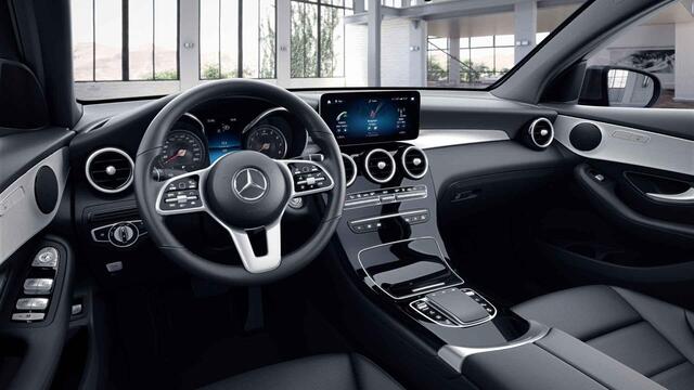 Mercedes-Benz Glc Coupé 300e 4MATIC Advantage | Schuif/kanteldak | Night | Distronic | Trekhaak | Stoelverwarming | 360 graden camera |