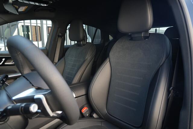 Mercedes-Benz Glc Coupé 300e 4MATIC AMG Line Plus | 313PK | Navi | Stoelverwarming | Camera | 20" | Mercedes-Benz GLC Coupé 300e AMG Line Plus 313 PK Plug-in Hybrid met 2.0 viercilinder, navigatie, stoelverwarming, achteruitrijcamera, adaptieve cruise control, Premium Plus-pakket, Matrix LE