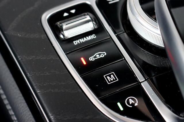 Mercedes-Benz Glc Coupé 300 4MATIC AMG Line | Luchtvering | Burmester | Distronic+ | Standkachel | HUD | Schuifdak | Trekhaak | Led Intelligent Light | Surround Camera | Keyless Go |