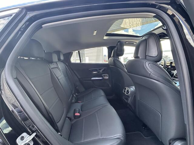 Mercedes-Benz Glc Coupé 300e 4MATIC Luxury Line | Panoramadak | Trekhaak | Burmester Sound | Memorypakket | Distronic Rijassistentiepakket