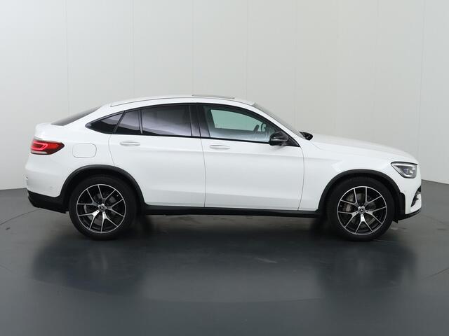 Mercedes-Benz Glc Coupé 200 4MATIC Premium Plus | AMG line | Night | Schuifdak | Memory | Stoelverwarming | 360 graden camera |