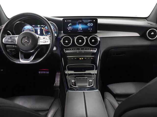 Mercedes-Benz Glc Coupé 300e 4MATIC Premium Plus | Panoramadak | Distronic | Multibeam | 360 graden camera | Sfeerverlichting |