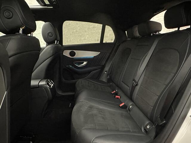Mercedes-Benz Glc Coupé 250 4MATIC AMG-Line | Panorama | Trekhaak | 21 Inch | Night-Pakket | Carplay | Achteruitrij-Camera | Sound-Upgrade | Stoelverwarming | Full-LED | Navigatie |