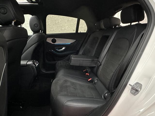 Mercedes-Benz Glc Coupé 250 4MATIC AMG-Line | Panorama | Trekhaak | 21 Inch | Night-Pakket | Carplay | Achteruitrij-Camera | Sound-Upgrade | Stoelverwarming | Full-LED | Navigatie |