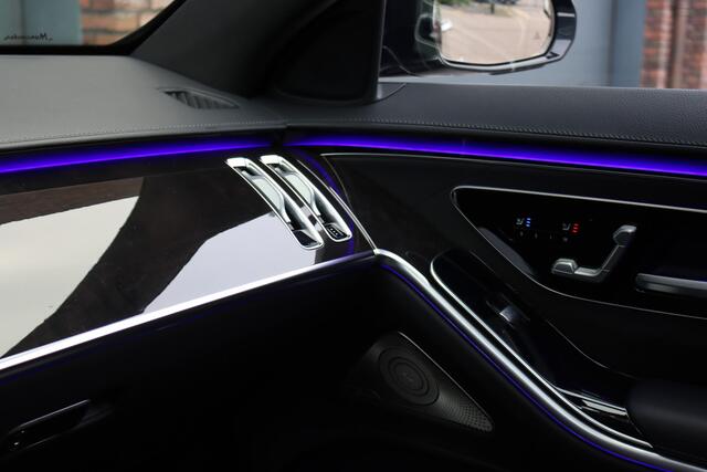 Mercedes-Benz S-KLASSE 500 4MATIC Lang AMG Line Aut9 | Achterasbesturing | Luchtvering | Chauffeurspakket | Zonweringspakket | Distronic+ | Entertainment Achter | Massage | Stoelventilatie | Digital Light | HUD | Verwarmd Stuurwiel |