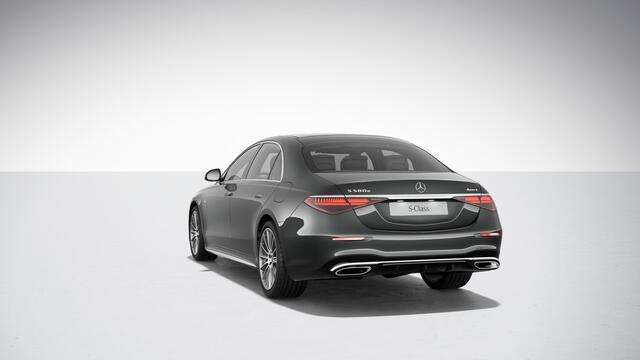 Mercedes-Benz S-KLASSE 580 e 4MATIC Lang | Rijassistentiepakket | Premium Plus pakket | Warmtecomfortpakket | Parkeerpakket met remote parkeerfuncties | Rear Executive pakket | Exclusiefpakket | Zonneschermpakket | ENERGIZING-pakket vooraan |