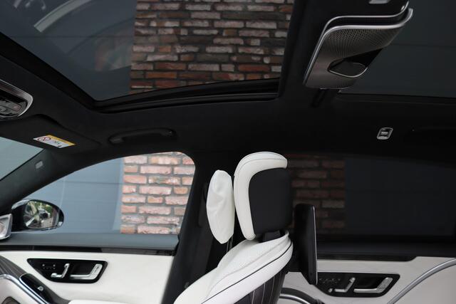 Mercedes-Benz S-KLASSE 580 e 4MATIC Maybach Aut9 | 'Night Series' | High End interieurpakket | Luchtvering | Burmester 4D-sound | Vlakkenverwarming | Kuitmassage | Chauffeurspakket | Klaptafels Achter | Entertainment Achter | Panoramadak |