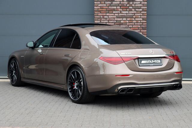 Mercedes-Benz S-KLASSE AMG 63 S E Performance Aut9 | 802pk | MANUFAKTUR | Achterasbesturing | Distronic+ | HUD | Chauffeurspakket | Entertainmentpakket Premium Achter | Stoelventilatie V+A | Vlakkenverwarming | Zonweringspakket | Klaptafels Achter |