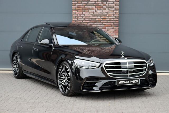 Mercedes-Benz S-KLASSE 580 V8 4MATIC Lang AMG Line Aut9 | Airmatic | Chauffeurspakket | Achterasbesturing | Drive Pilot | Augmented HUD | Distronic+ | Burmester | Nappa Leder | 3D-Display | Vlakkenverwarming | Zonweringspakket |