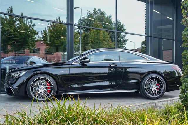 Mercedes-Benz S-KLASSE Coupé 63AMG 612pk 4MATIC+ Premium Plus |1e lak|Magic Sky|Burmester|360 camera|HUD|memory|nightvision|carbon interieur|AIR scarf|massage stoelen|stoelventilatie + verwarming|