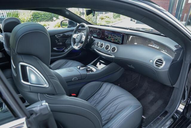 Mercedes-Benz S-KLASSE Coupé 63AMG 612pk 4MATIC+ Premium Plus |1e lak|Magic Sky|Burmester|360 camera|HUD|memory|nightvision|carbon interieur|AIR scarf|massage stoelen|stoelventilatie + verwarming|