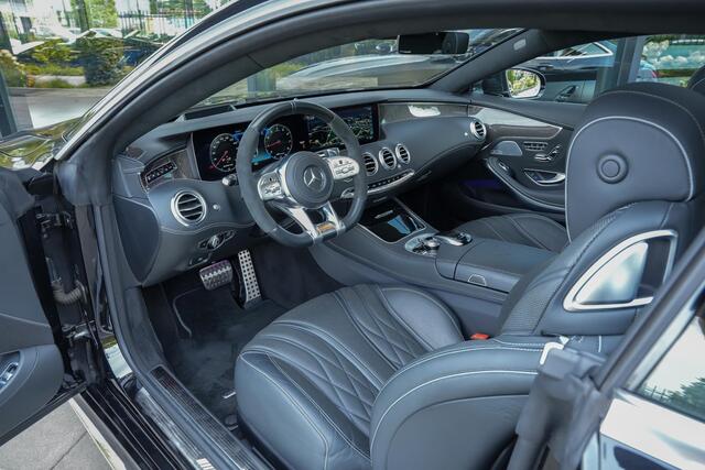 Mercedes-Benz S-KLASSE Coupé 63AMG 612pk 4MATIC+ Premium Plus |1e lak|Magic Sky|Burmester|360 camera|HUD|memory|nightvision|carbon interieur|AIR scarf|massage stoelen|stoelventilatie + verwarming|