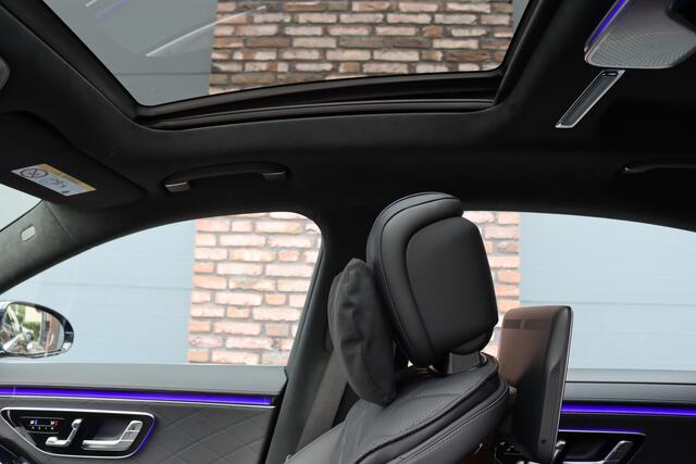 Mercedes-Benz S-KLASSE 580 e 4MATIC Lang AMG Line | Airmatic | Chauffeurspakket | Achterasbesturing | Augmented HUD | Distronic+ | Burmester | 3D-Display | Entertainment Achter | Vlakkenverwarming | Zonweringspakket |